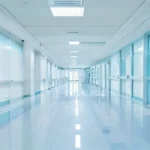 Cyfryzacja placówki medycznej: jak nowoczesne technologie optymalizują pracę personelu?